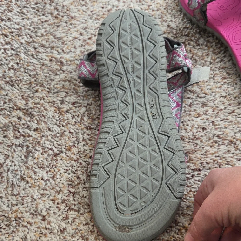 Teva Girl's Hiking Sandals with Pink Soles and Gray Straps - Picture 6 of 9